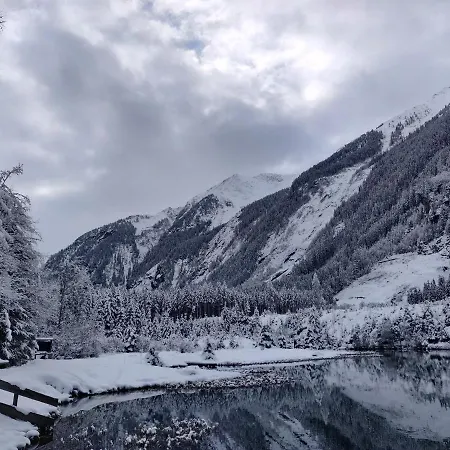 Haus Gartner 4-5 Pers アパート *